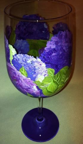 BLUE HYDRANGEA WINE GLASS