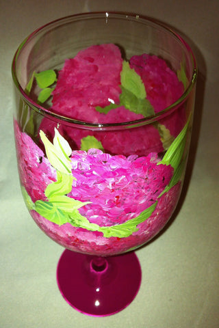 PINK HYDRANGEA WINE GLASS