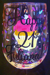HAPPY BIRTHDAY CUPCAKE WINE GLASS