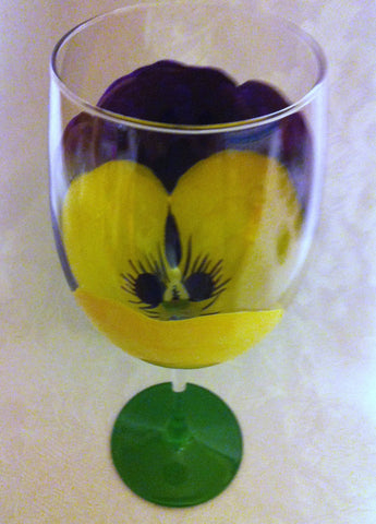 PURPLE PANSY WINE GLASS