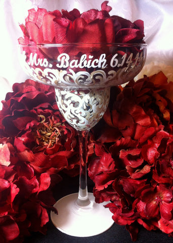 WHITE SWIRL MARGARITA GLASS