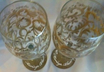 ANNIVERSARY WINE GLASS  Set of  2
