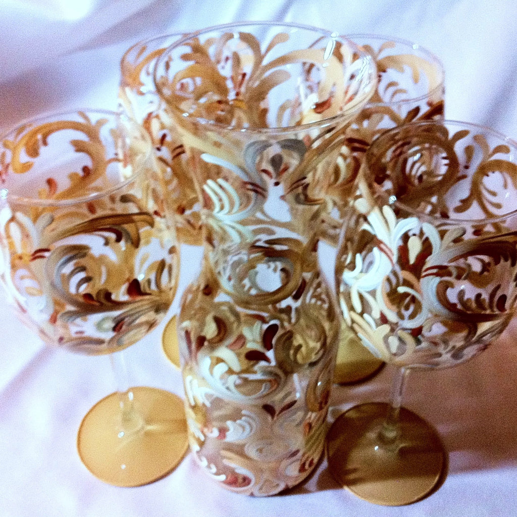 TUSCAN SWIRL & WINE GLASS                                                               SET of 4 glasses
